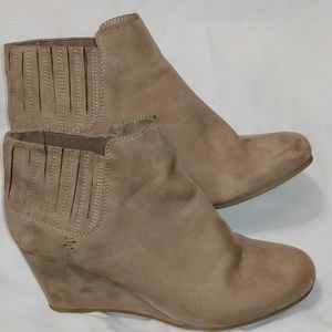 Dolce Vita Taupe suede wedge booties